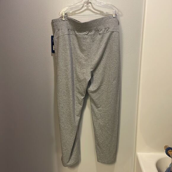 NWT Marika woman’s grey sweatpants - Picture 7 of 12
